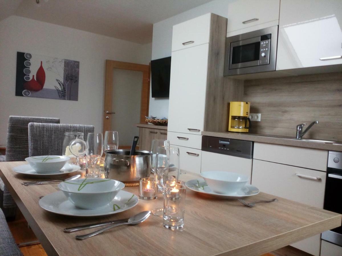 Appartment Stroblhof Aich  Bagian luar foto